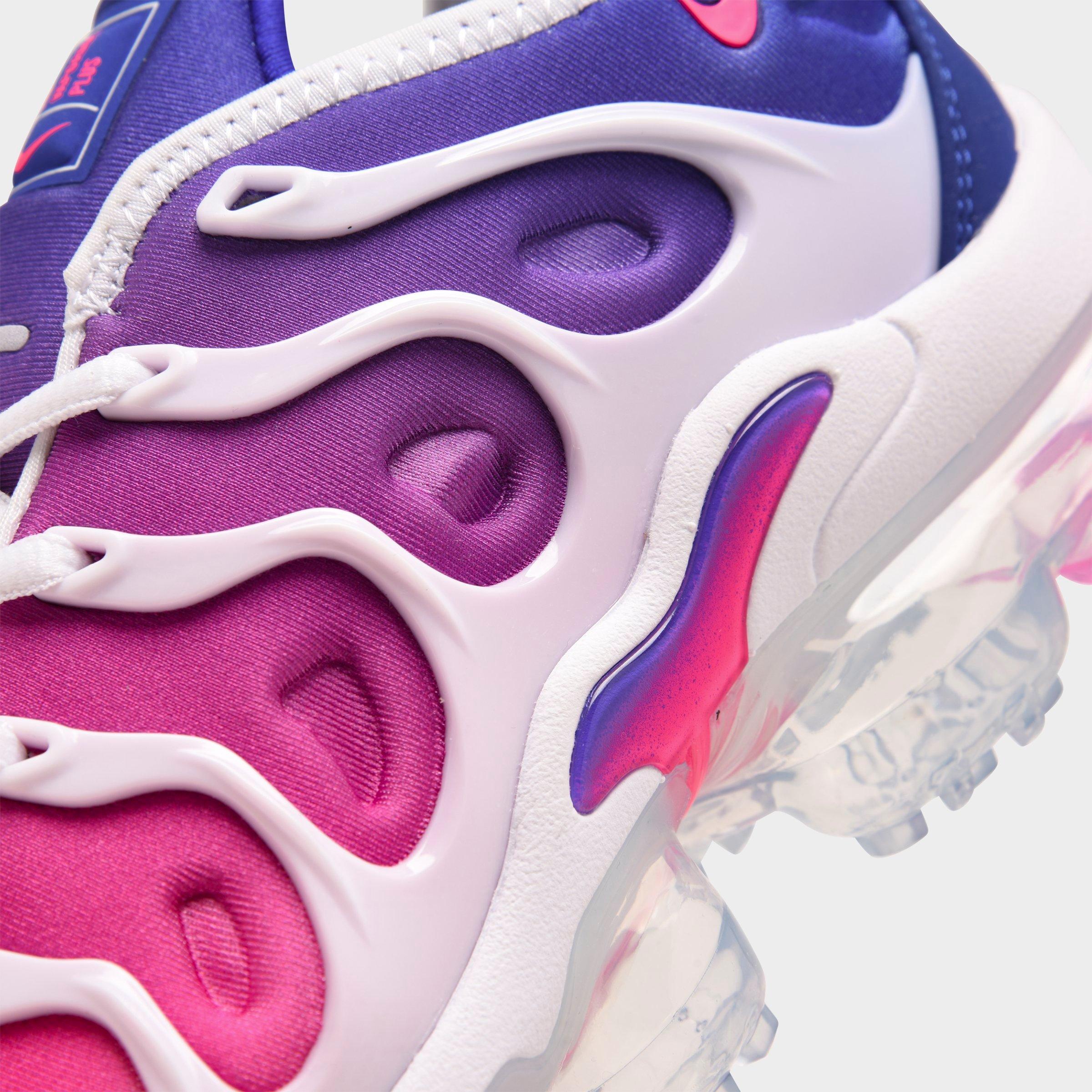 vapormax plus pink and purple