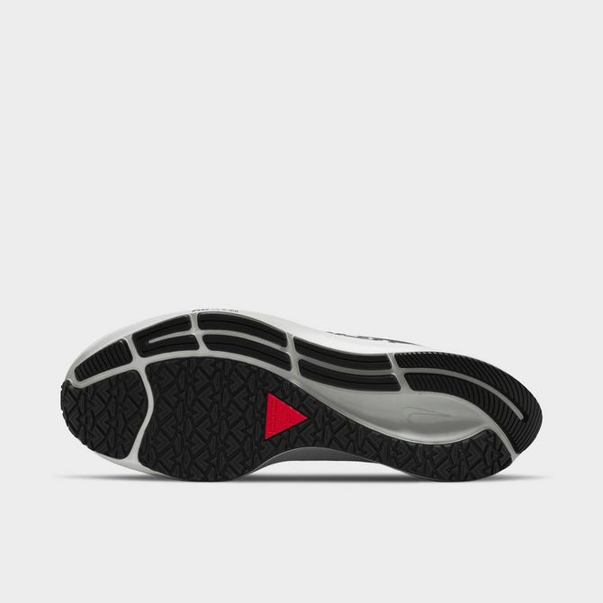 Quagga participar Todo tipo de Men's Nike Air Zoom Pegasus 38 Shield Running Shoes| Finish Line