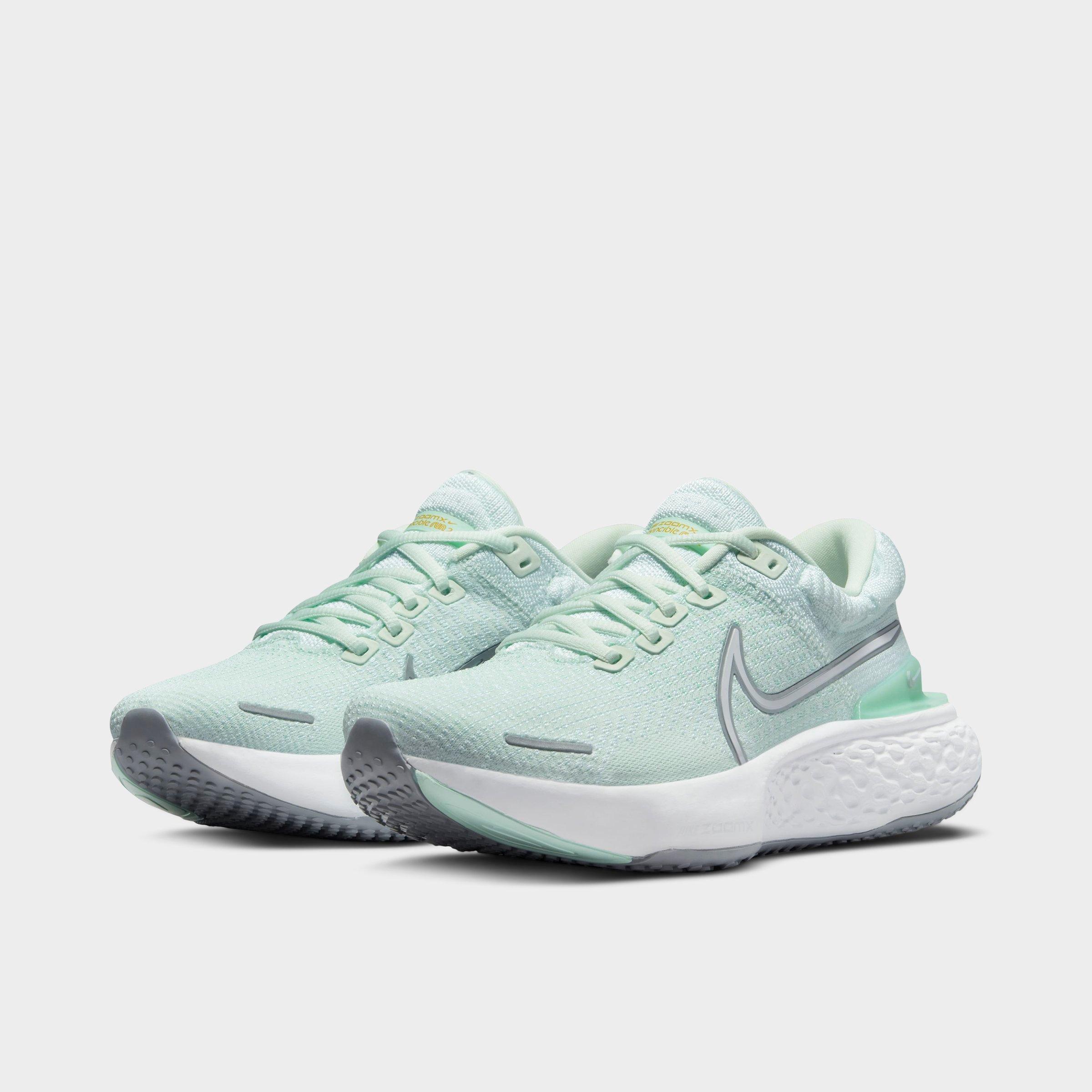 nike zoomx invincible run flyknit women's