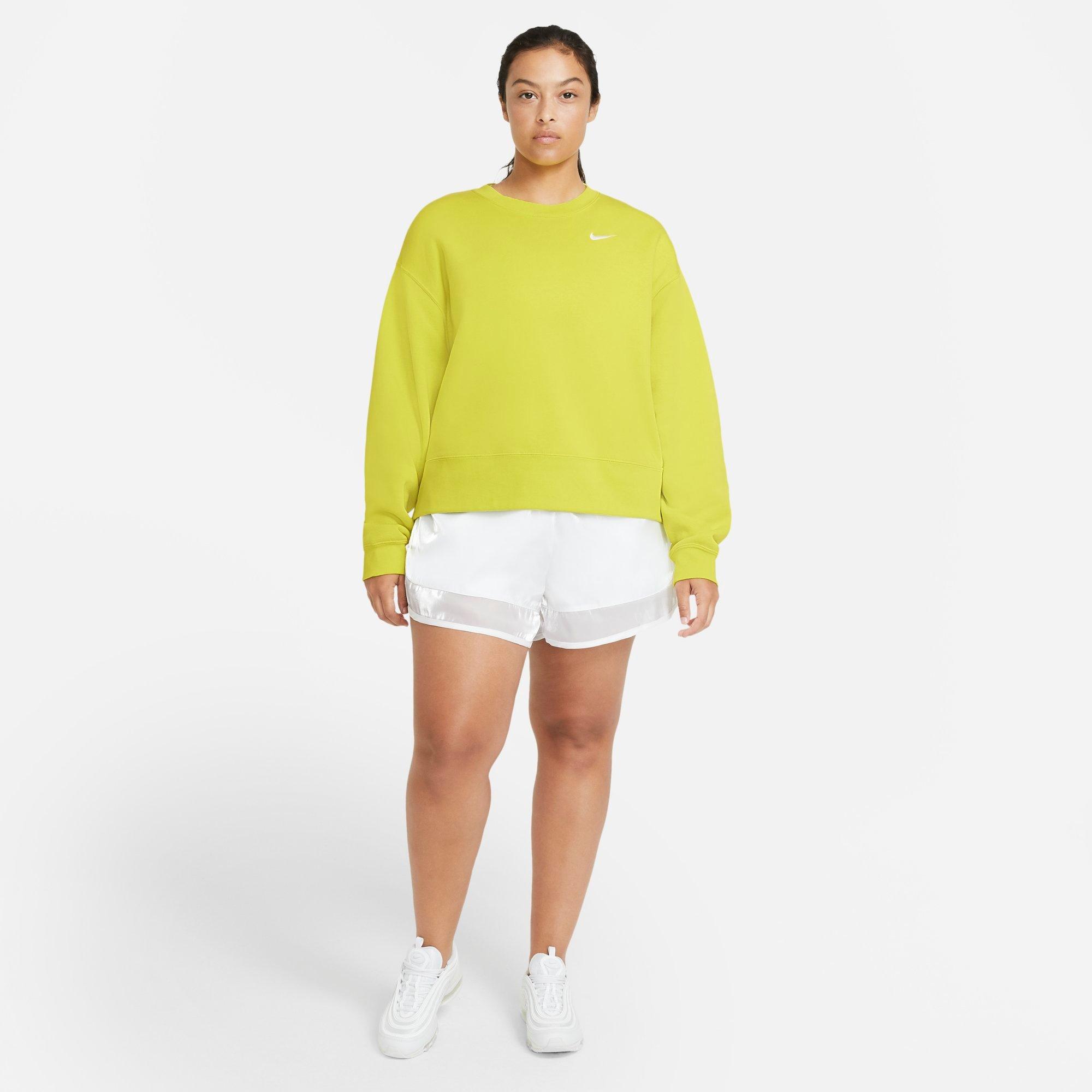 nike sportswear essential top ss plus