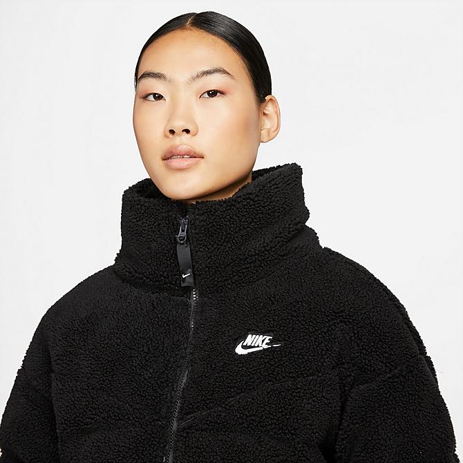 Back Right view of Women's Nike Sportswear Therma-FIT City Series Down-Fill Jacket in Black/White Click to zoom