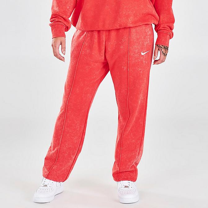 Front view of Women's Nike Sportswear Essential Collection Washed Fleece Jogger Pants in Chile Red/White Click to zoom