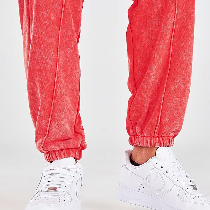 On Model 6 view of Women's Nike Sportswear Essential Collection Washed Fleece Jogger Pants in Chile Red/White Click to zoom