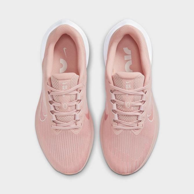 Nike sales 9 rose