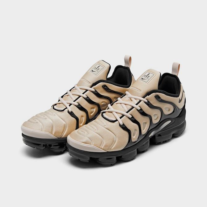 Vapormax shop nike tan