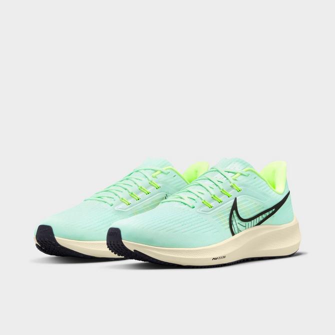 Finish line nike pegasus best sale