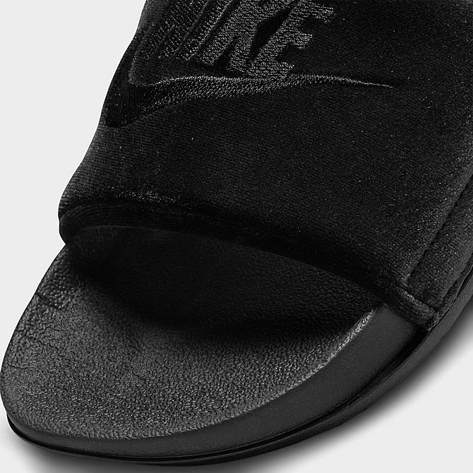 Front view of Women's Nike OffCourt SE Slide Sandals in Black/Black/Black Click to zoom
