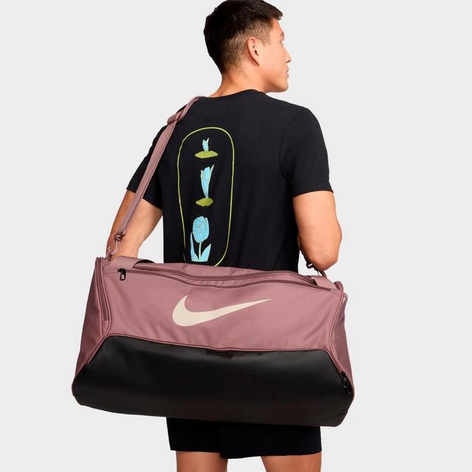  Unisex Nike Brasilia 6 (Medium) Training Duffel Bag : Clothing,  Shoes & Jewelry