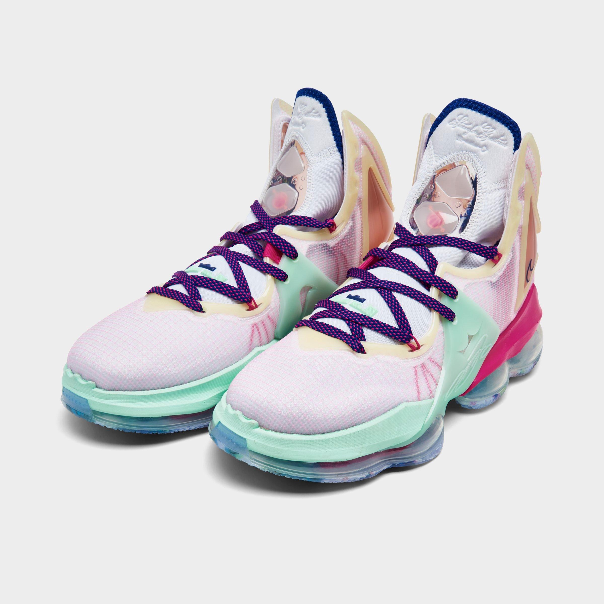 nike lebron nrg