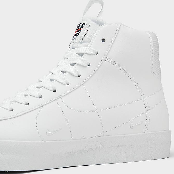 Front view of Big Kids' Nike Blazer Mid '77 SE Casual Shoes in White/White/Black Click to zoom