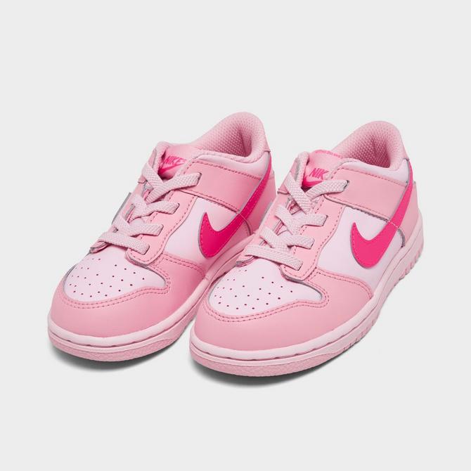 Soft pink cheap nike shoes