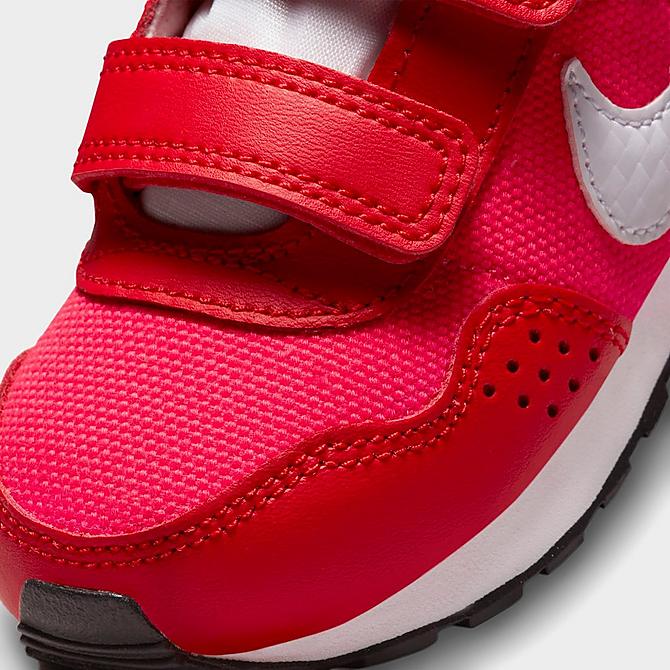 Front view of Kids' Toddler Nike MD Valiant SE Casual Shoes in Siren Red/White/University Red/Psychic Purple Click to zoom