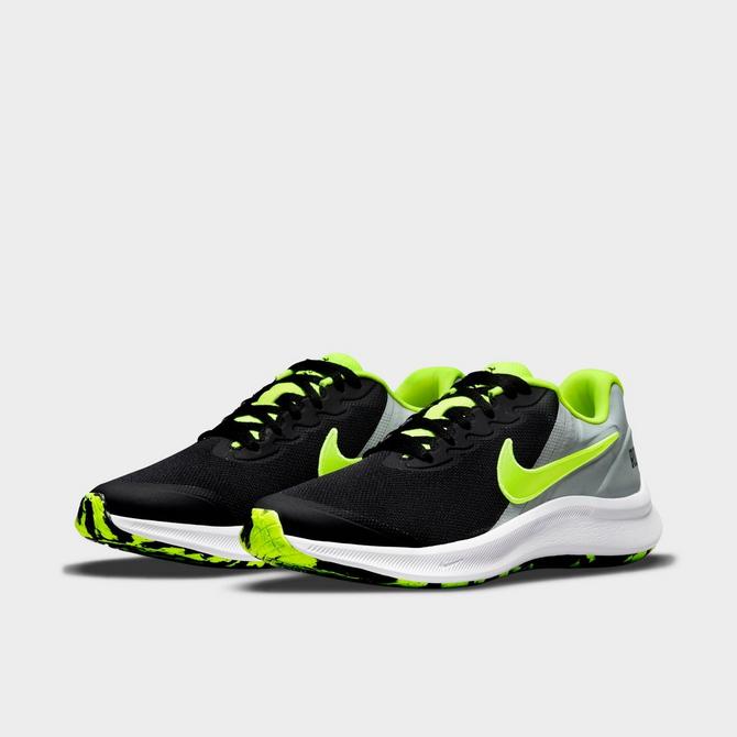Nike Shoes| Line Runner SE Star Kids\' Running Finish Boys\' 3 Big