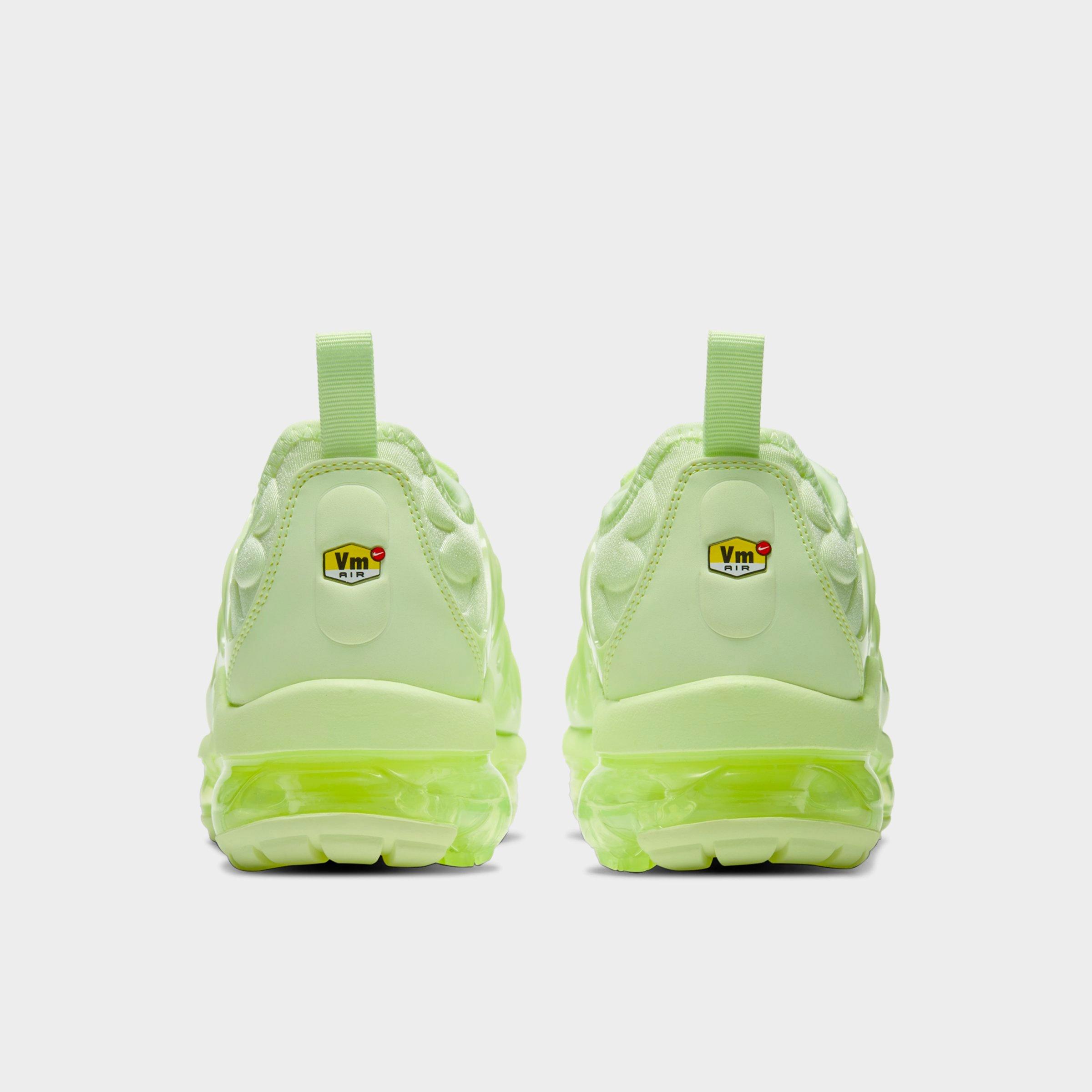 nike air vapormax plus running shoes womens