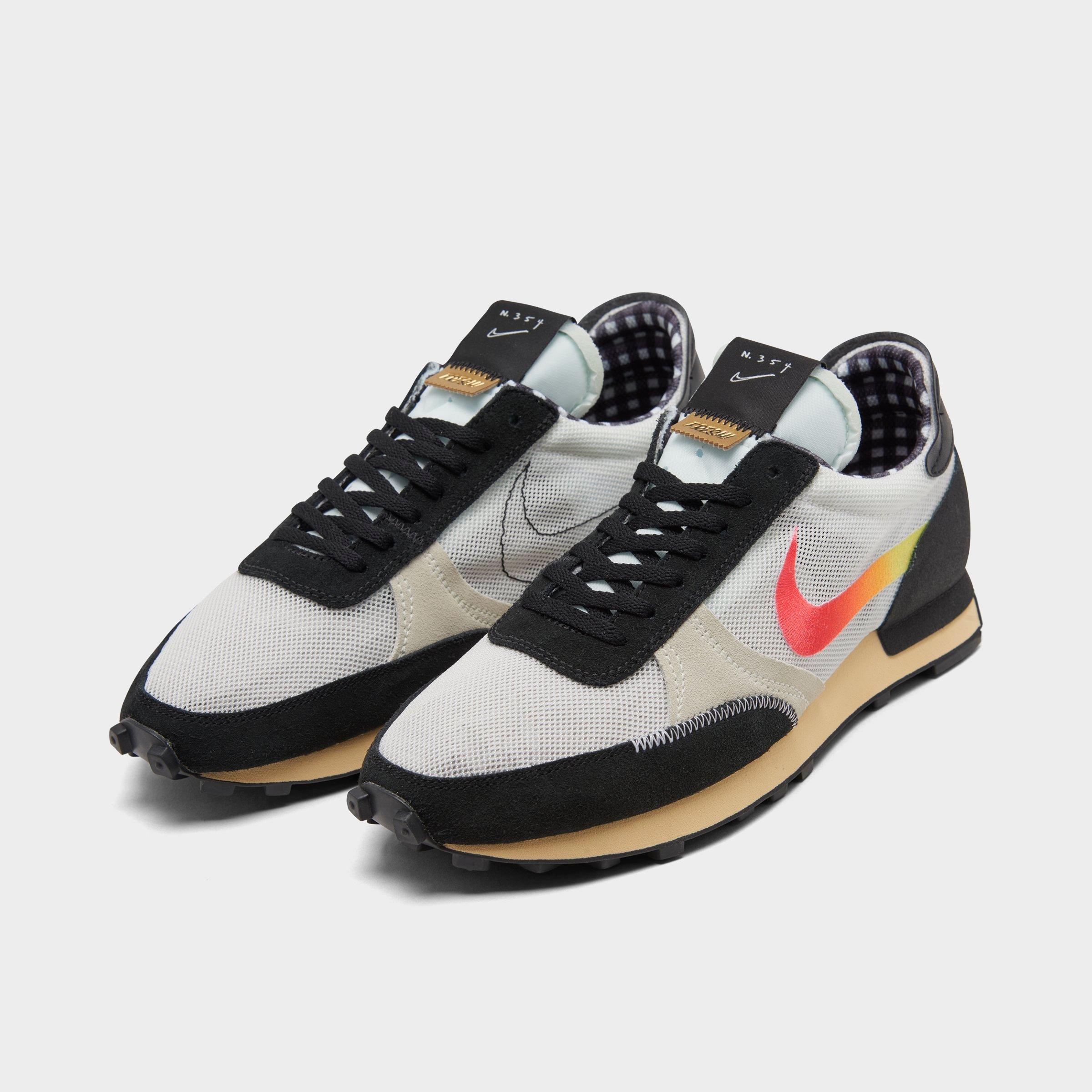 nike d break type on feet