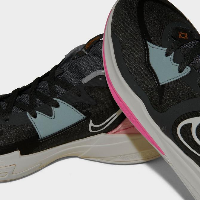 kyrie low 5 size 6.5
