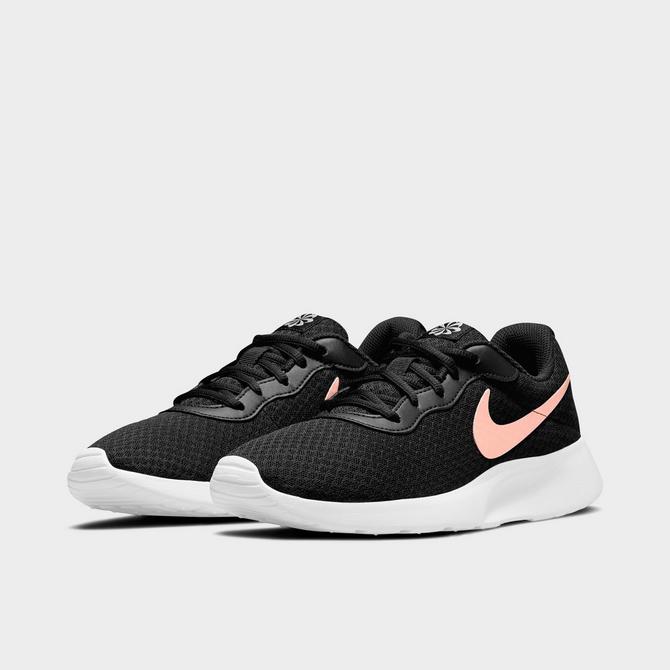 Nike store tanjun woman