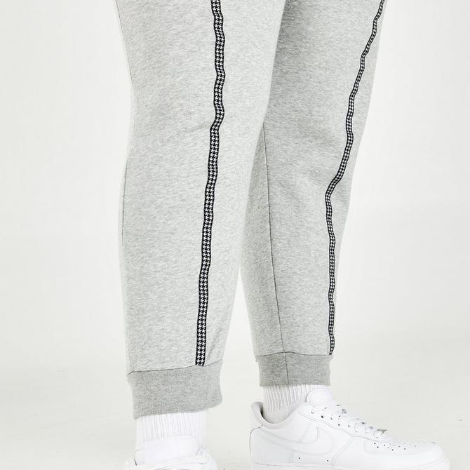 nike sportswear icon clash joggers