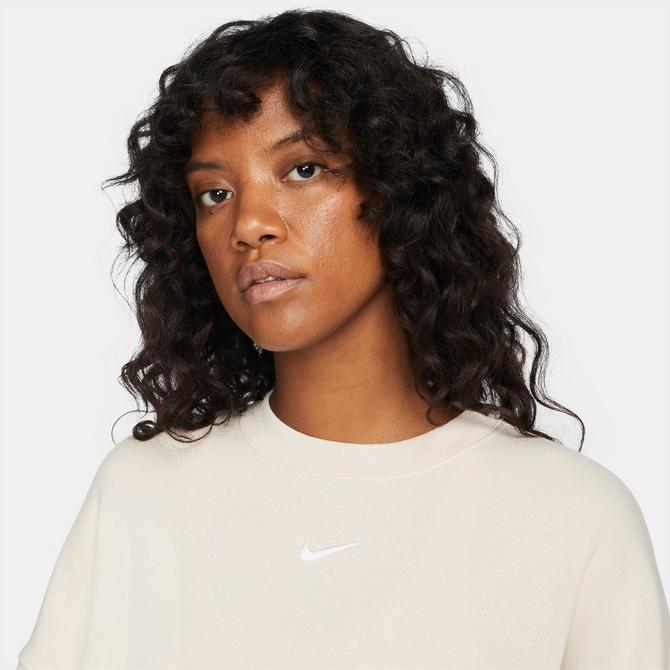 nike essentials oversized crewneck sweatshirt