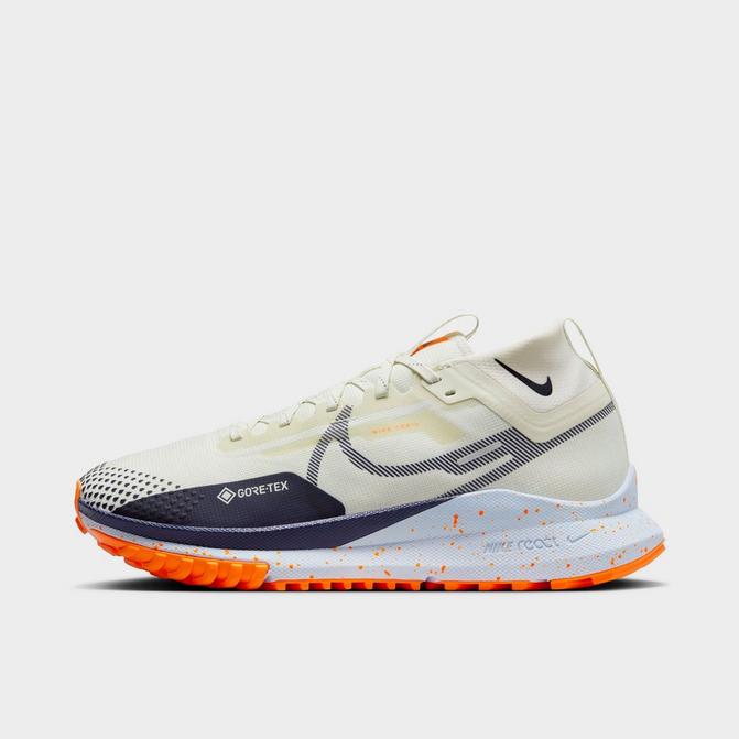 Nike hot sale pegasus orange