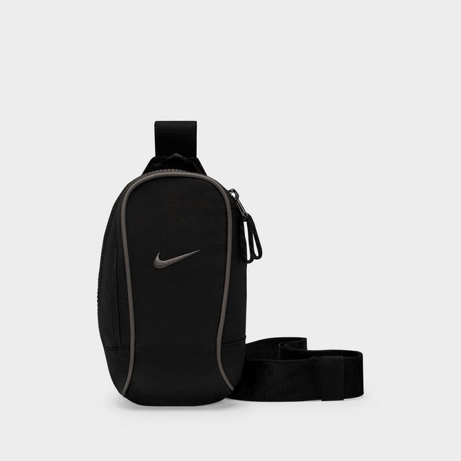 White nike man discount bag