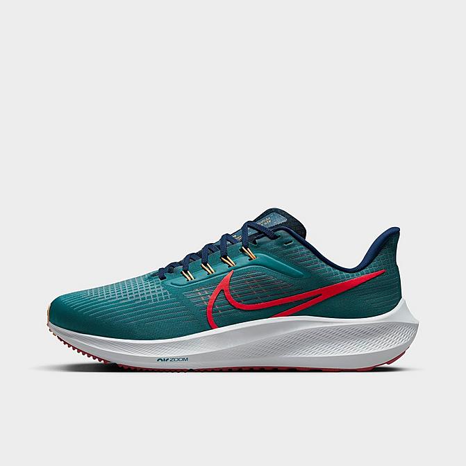 Right view of Men's Nike Air Zoom Pegasus 39 Running Shoes (Extra Wide Width 4E) in Bright Spruce/Valerian Blue/Cerulean/Light Crimson Click to zoom