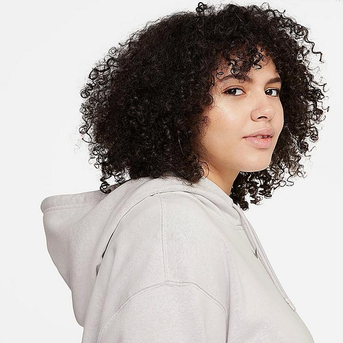 Back Right view of Women's Nike Sportswear Collection Essentials Sustainable Fleece Hoodie (Plus Size) in Platinum Tint/White Click to zoom