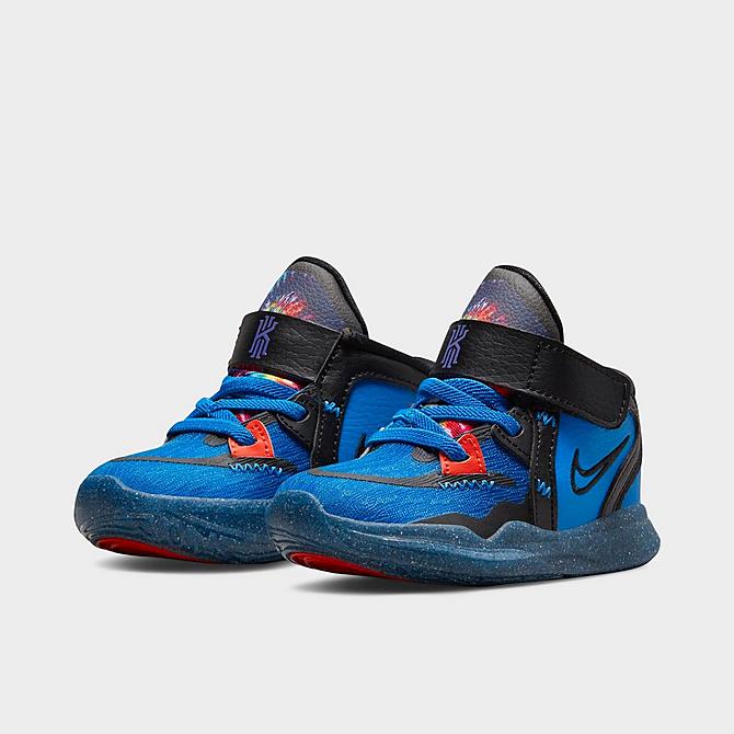 Three Quarter view of Kids’ Toddler Nike Kyrie Infinity SE Basketball Shoes in Photo Blue/Black/Psychic Purple Click to zoom