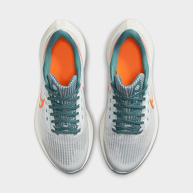 Back view of Big Kids' Nike Zoom Air Pegasus 39 Running Shoes in Pure Platinum/Summit White/Mint Foam/Total Orange Click to zoom