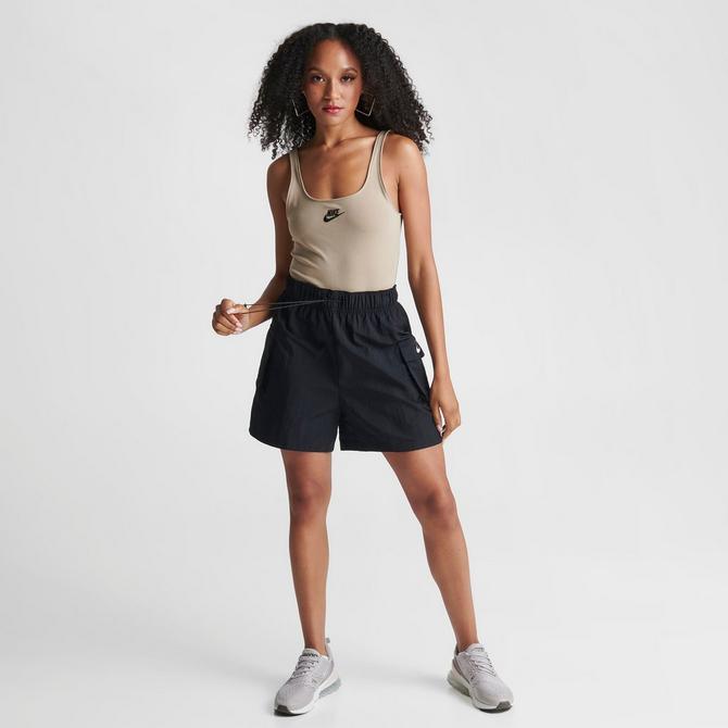 Women's Nike Essential Woven High-Rise Shorts| Finish