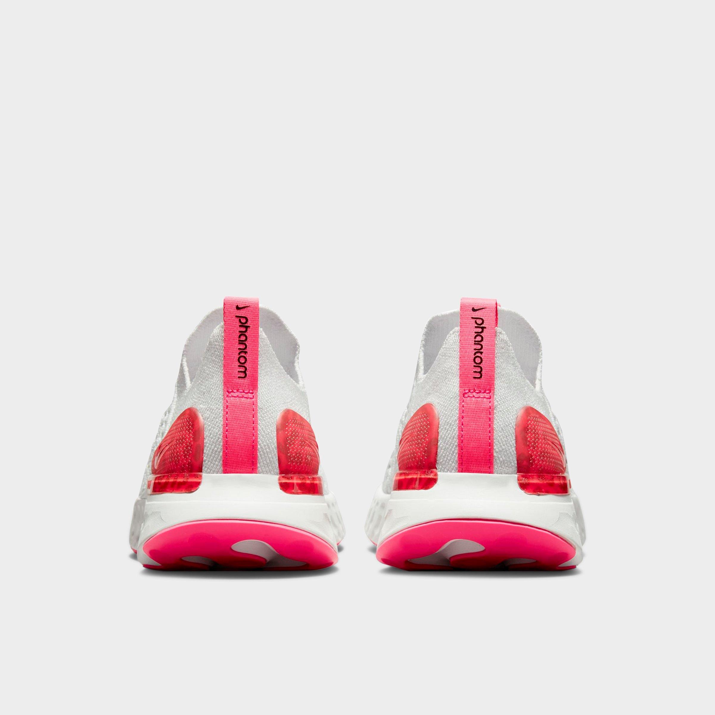 women's phantom react