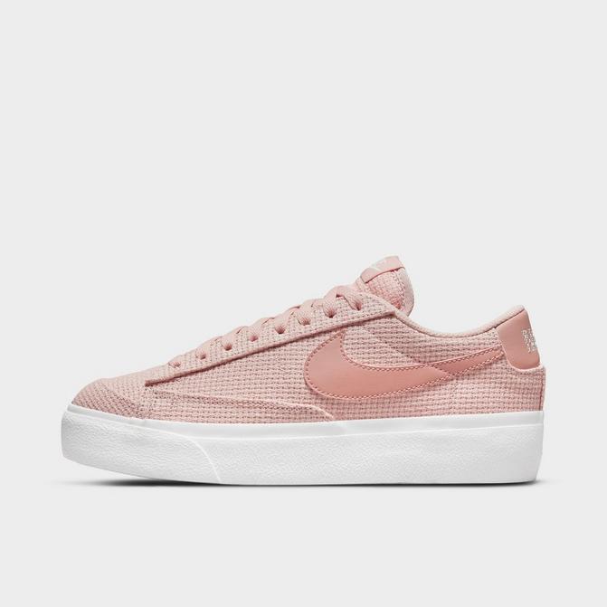 Oberst dybde etikette Women's Nike Blazer Low Platform Casual Shoes| Finish Line