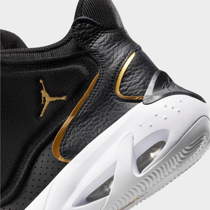 Jordan max store aura finish line