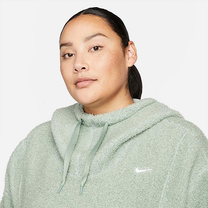 Back Right view of Women's Nike Therma-FIT Statement Cozy Pullover Training Hoodie (Plus Size) in Jade Smoke/White Click to zoom