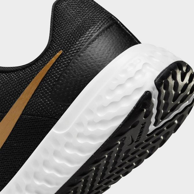 Big Kids Nike Revolution 6 Running Shoes Wide Width 4e Finish Line