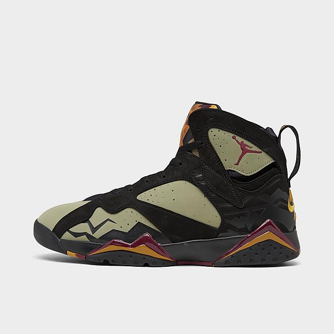 Right view of Air Jordan Retro 7 SE Basketball Shoes in Black/Cherrywood Red/Neutral Olive Click to zoom