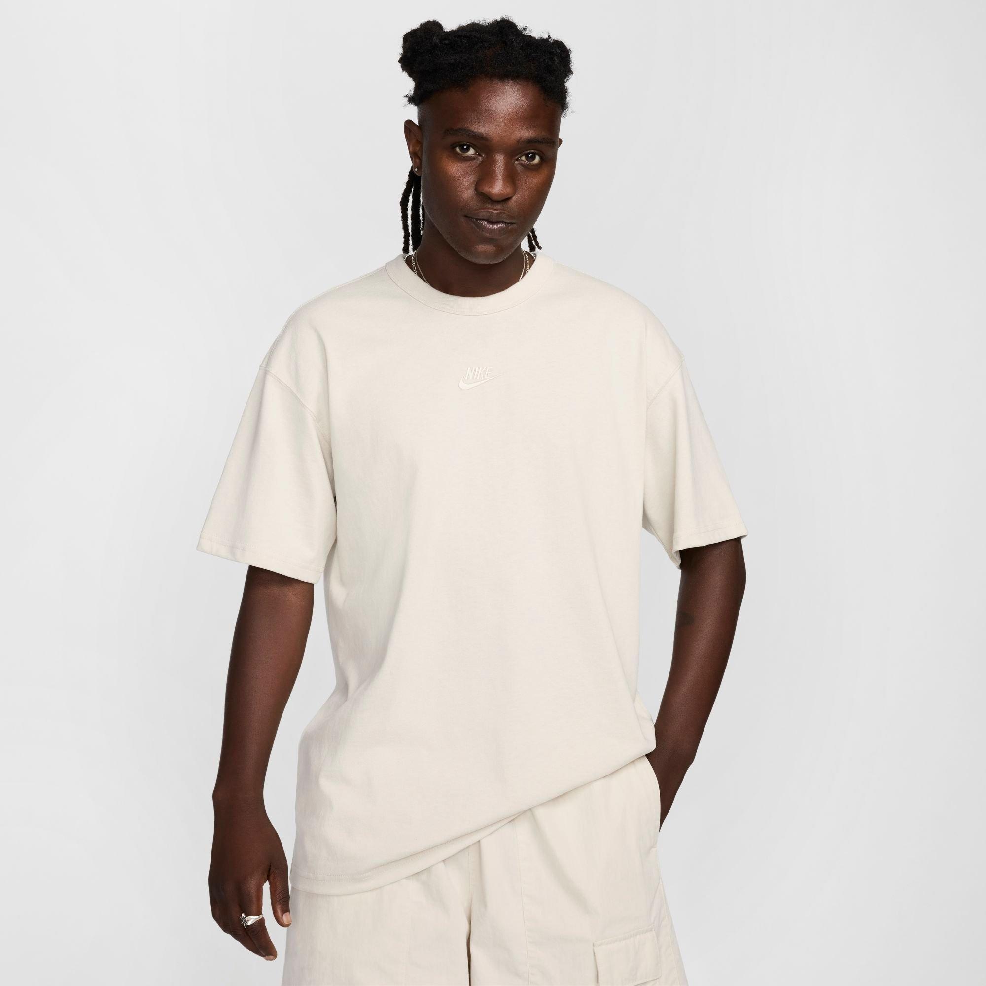 ★Nike★ Sportswear Premium Essentials Men's T-Shirt DO7393 Nike Sportswear Premium Essentials Men's T-Shirt. Nike.com