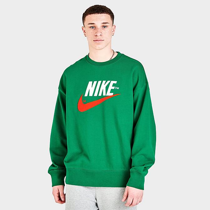 Front view of Men's Nike Sportswear Trend French Terry Crewneck Sweatshirt in Malachite Click to zoom