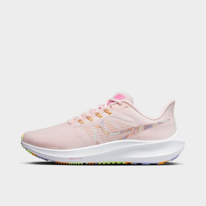 Nike zoom women's running shoes outlet pink