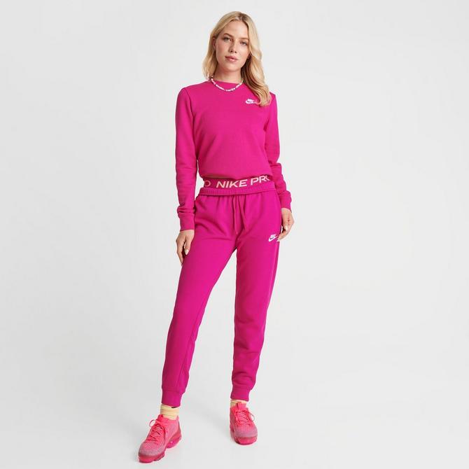 Women's trousers Nike Sportswear Club Fleece Pant - fireberry/white, Tennis Zone