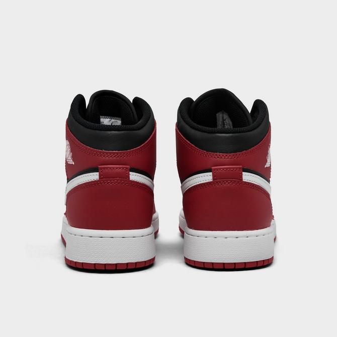 Youth medium newest Nike air Jordan bundle