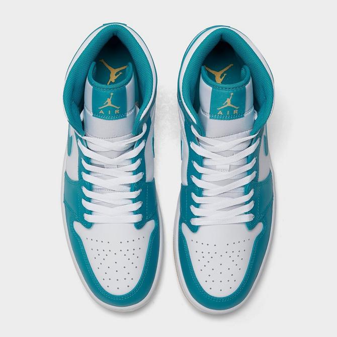 Air Jordan 3 Palomino GS, The Air Jordan 1 Split Gets Low