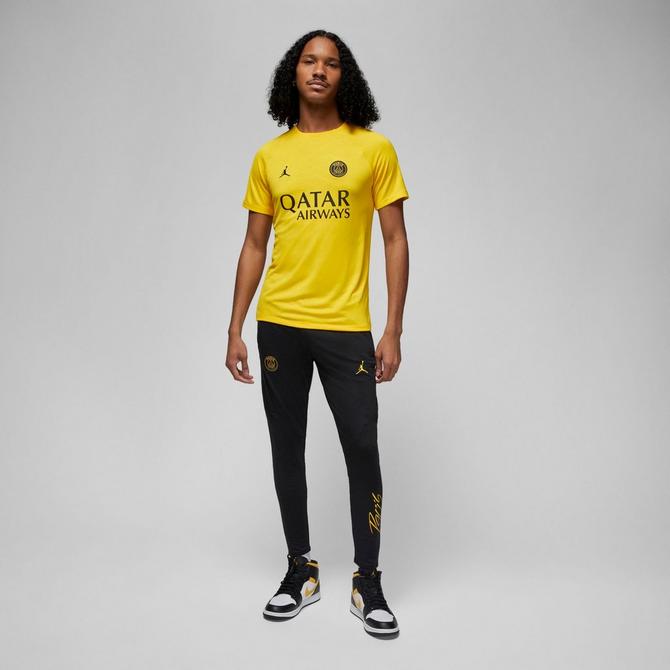 Jordan Paris Saint-Germain 2022/23 Match Force Jersey Black/Tour Yellow