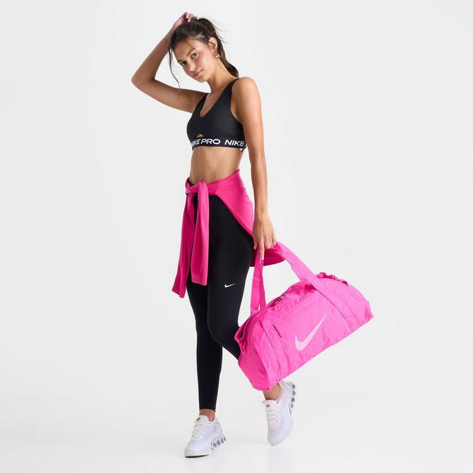 Nike club duffel store bag