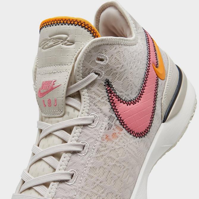 LeBron James Wears Unreleased Nike LeBron NXXT Gen Shoes - Sports