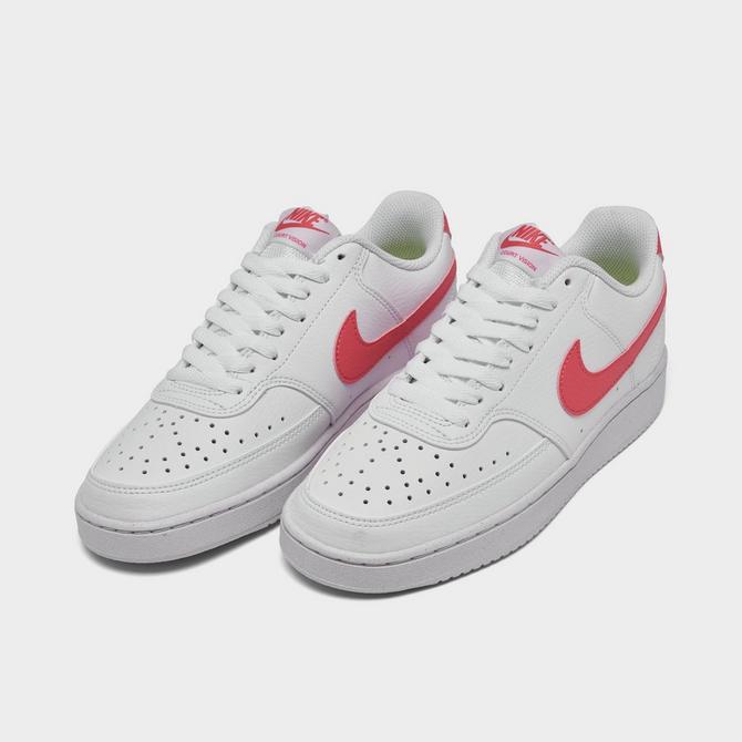 Womens coral nike clearance shoes