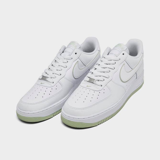 Nike Sportswear NIKE AIR FORCE 1 '07 - Sneaker low - white/picante