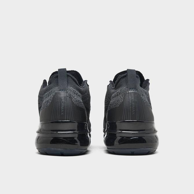 All black vapormax outlet mens