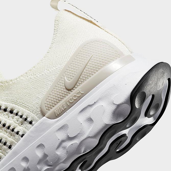 Front view of Men's Nike React Phantom Run Flyknit 2 Running Shoes in Sail/Black/White/Light Bone Click to zoom