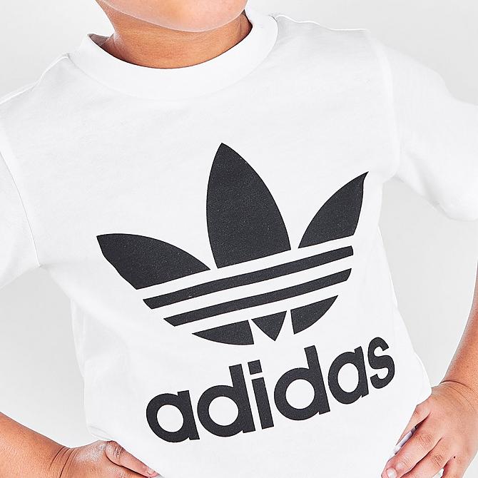 On Model 5 view of Infant and Kids' Toddler adidas Originals Trefoil T-Shirt in White/Black Click to zoom